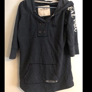 Women’s sweatshirt
